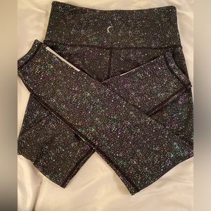 Zyia Metallic Leggings NWOT